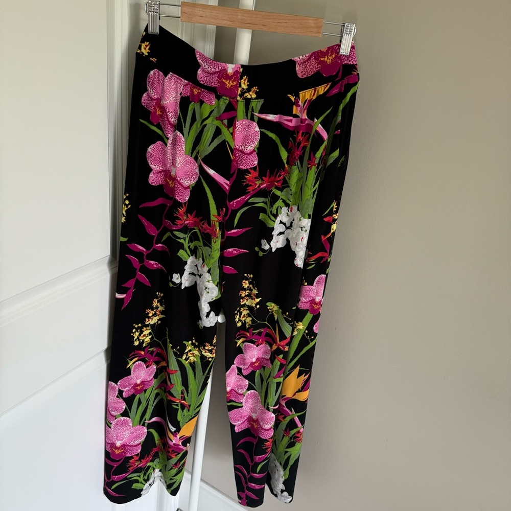 G.I.L.I. Jetsetter Side Slit Pants - Picture 3 of 7